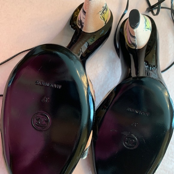 Chanel Shoes “Ice Cream Sundae” Pink and Black - Picture 3 of 8